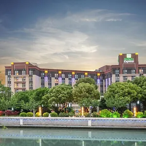 Hotel Express Putuo By Ihg